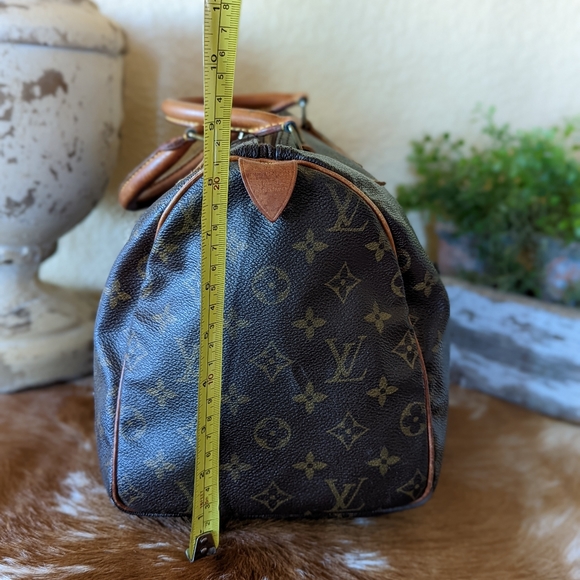 Louis Vuitton Speedy 30 Canvas Monogram Hand Bag - Picture 3 of 11